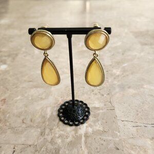 Stony Tear Drop Style Citrine-Colored Fashion Earrings